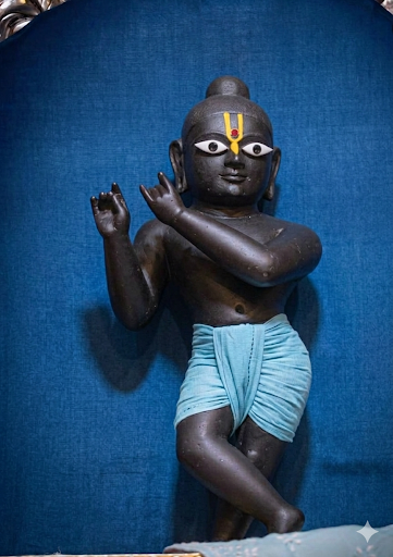 Shree Ji Black Blue Dhoti 3D Model (5 Inch)